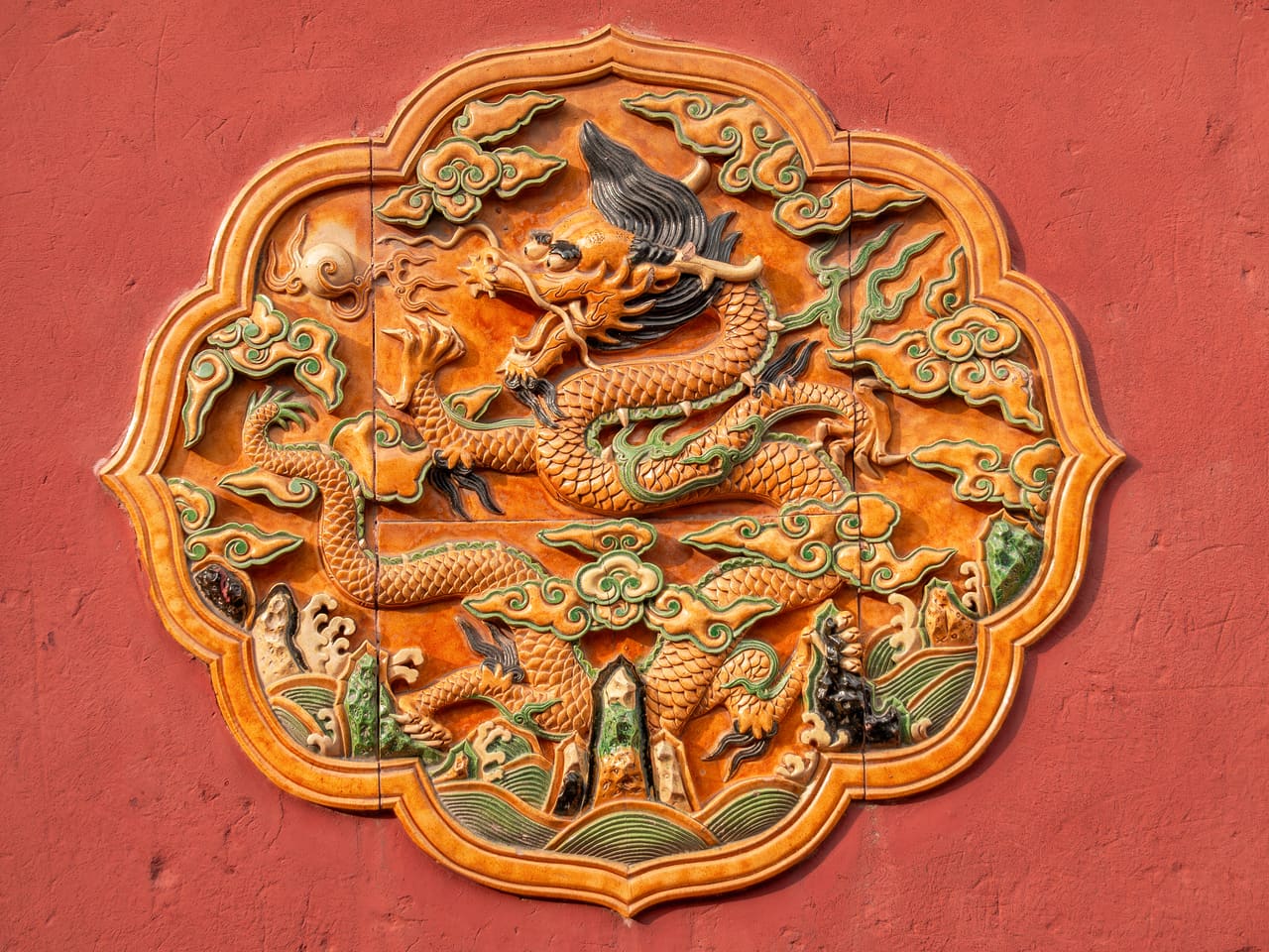 Bejing Forbidden City Relief-20071018-RM-152135