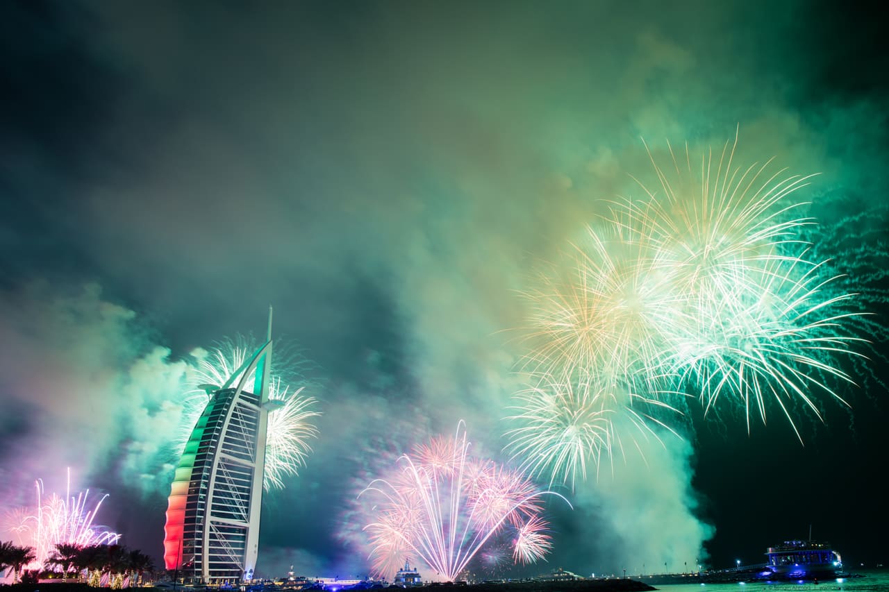 New Year in Dubai - Burj Al Arab (32013871325)