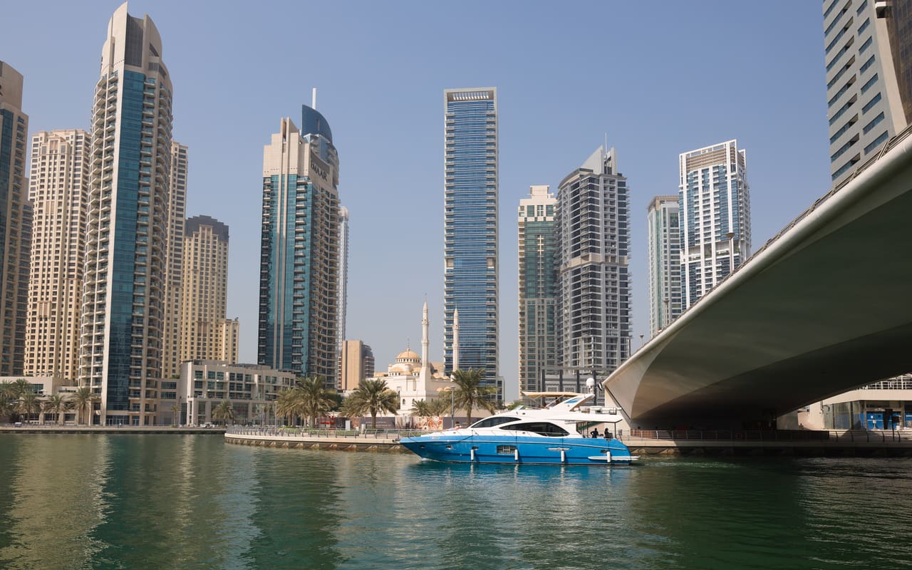 DUBA2147