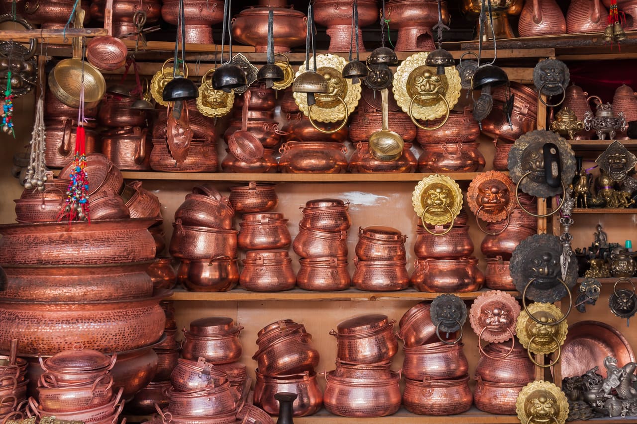 Lijiang Yunnan Handcrafted-Coppersmith-Works-01