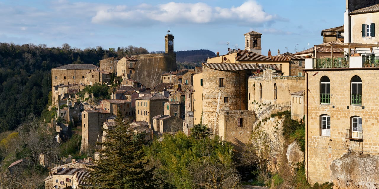 01845 ITA Tuscany Sorano panoramic view S V-P