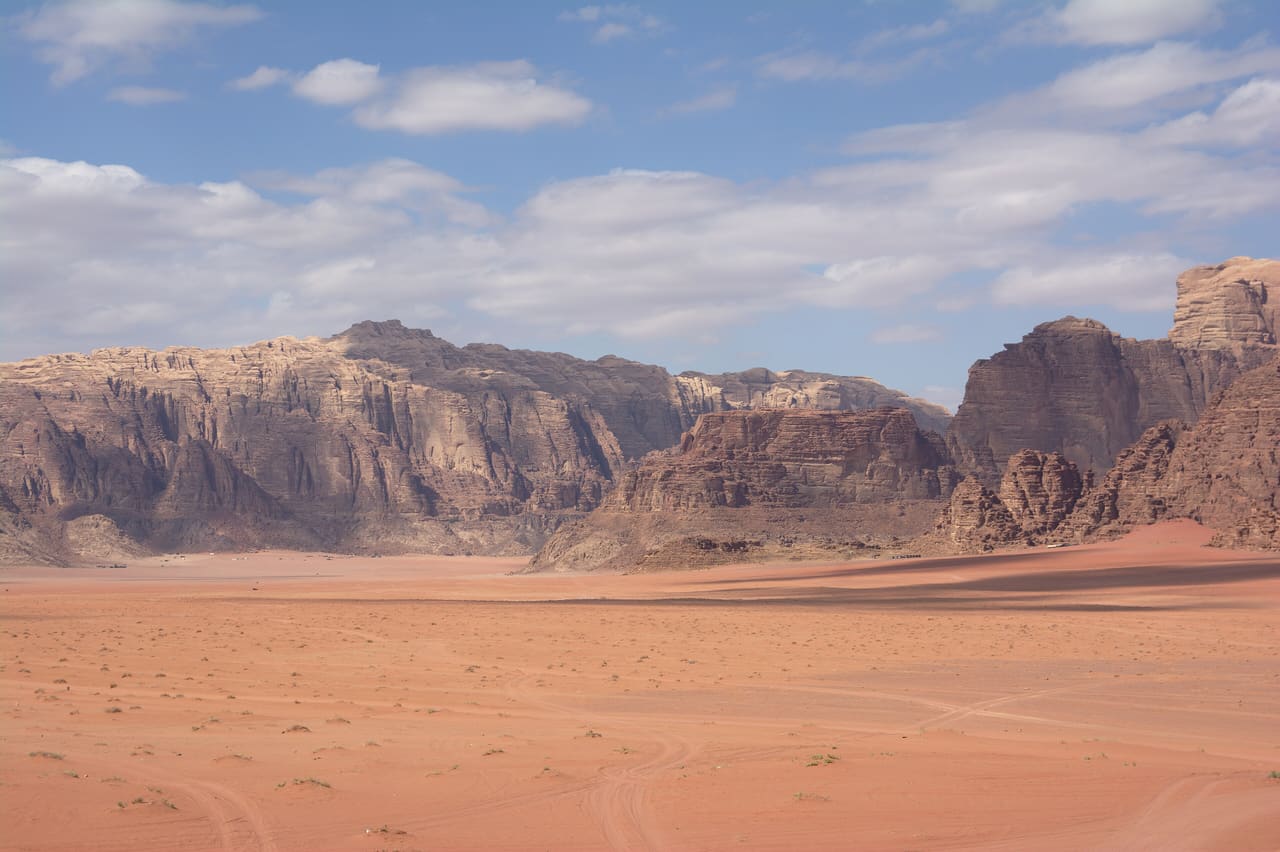 Most of these mountains are from sandstone and granite (48978801746)